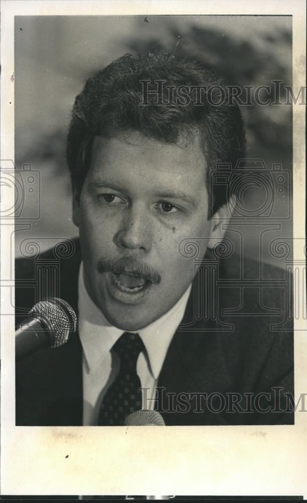 1986 Press Photo Republican party chairman, Marty Connors - abna25272 - Historic Images