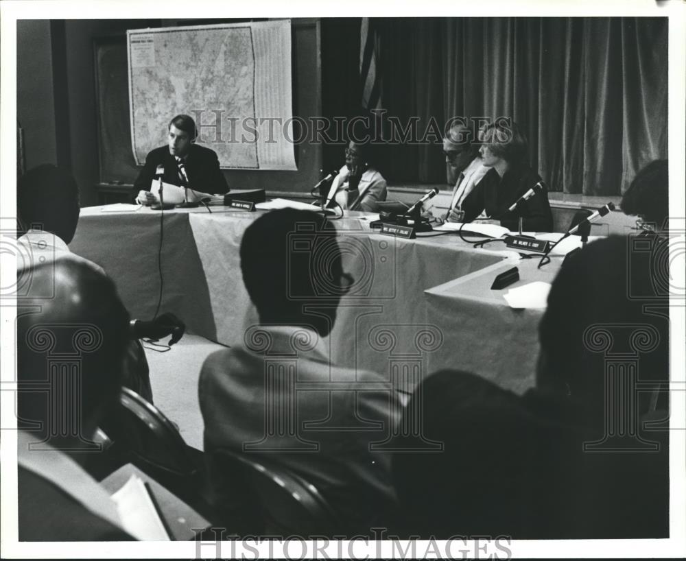 1980 Press Photo Birmingham board of education members meeting, Alabama - Historic Images