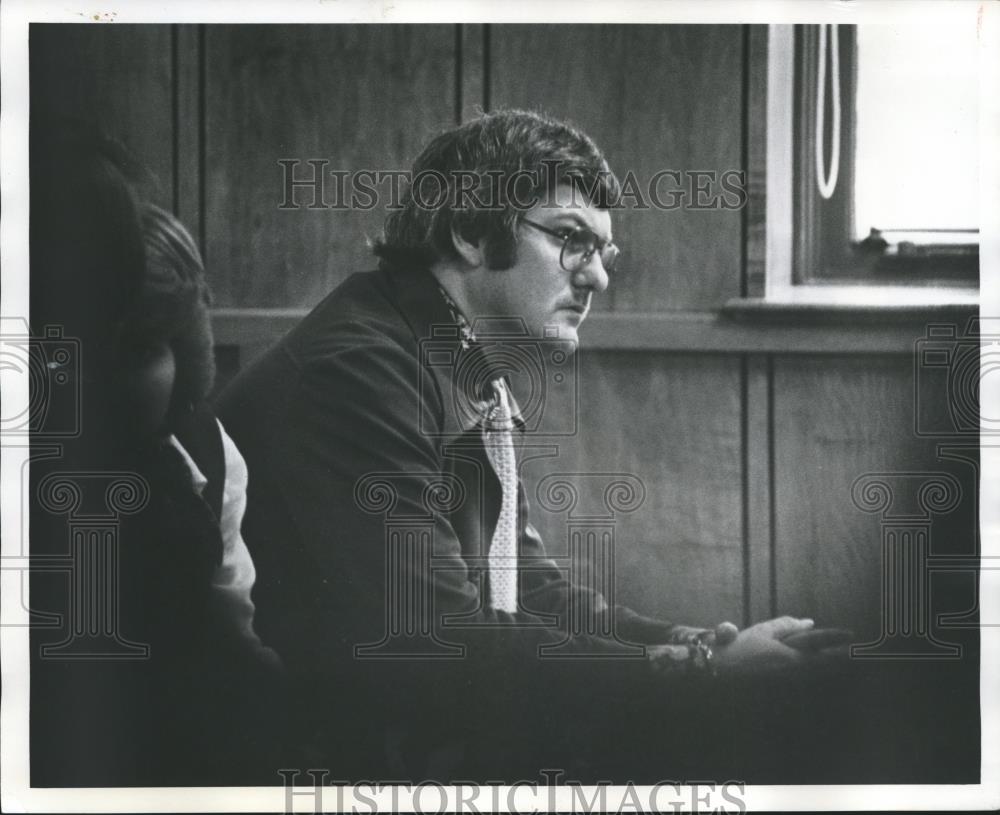 1976 Press Photo Carl Dabbs listens in court room - abna25642 - Historic Images