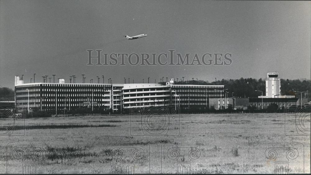 1983 Press Photo Birmingham, Alabama's Municipal Airport - abna25821 - Historic Images