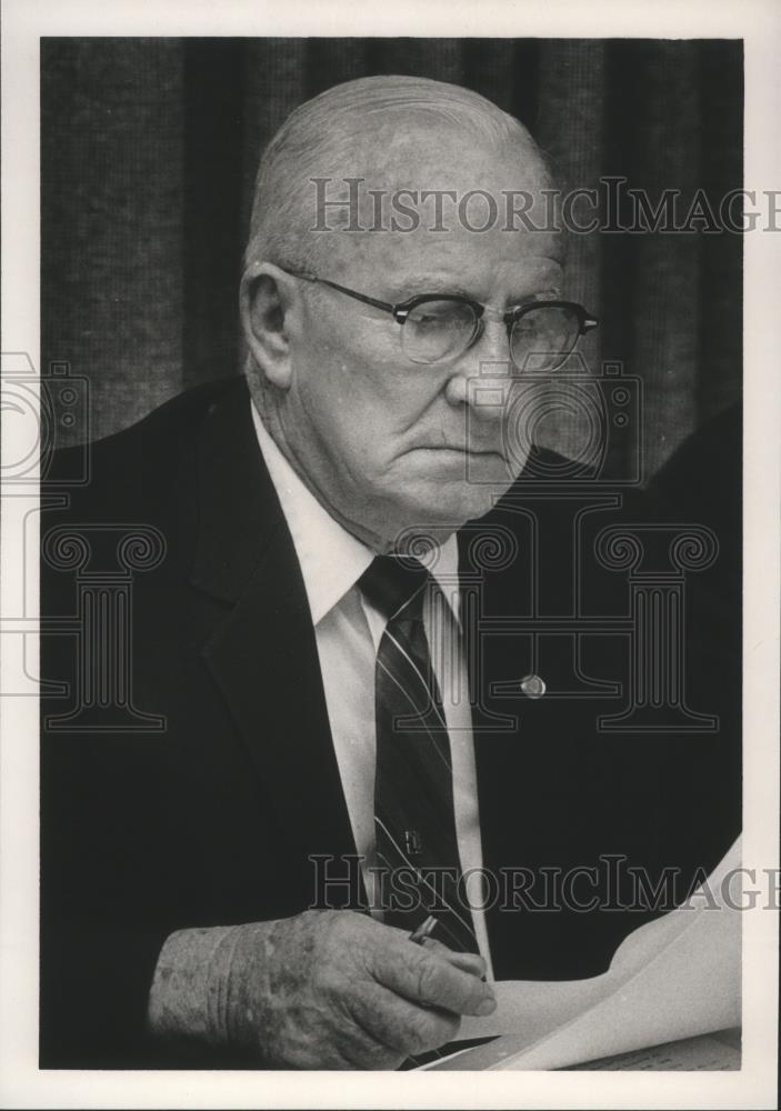 1986 Press Photo Ennis Cagle, Candidate for Tarrant City Council - abna26689 - Historic Images