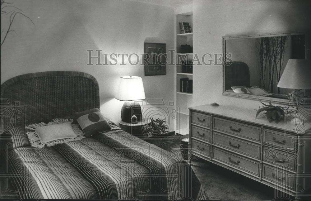 1979 Press Photo Birmingham, Alabama Apartment Interior Bedroom - abna27027 - Historic Images