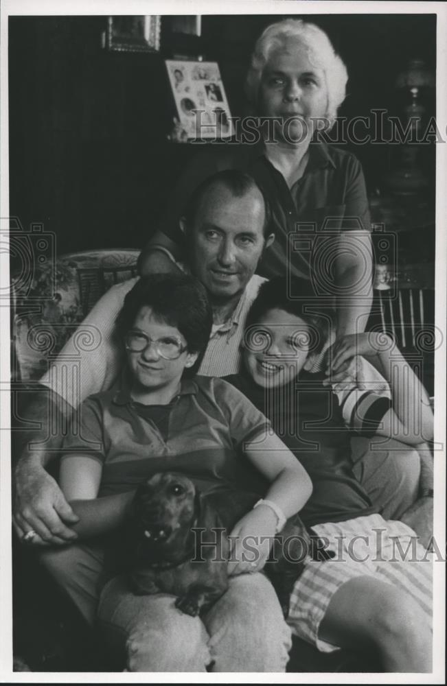 1989 Press Photo Carson Family From Marbury, Alabama - Foster Care Series - Historic Images