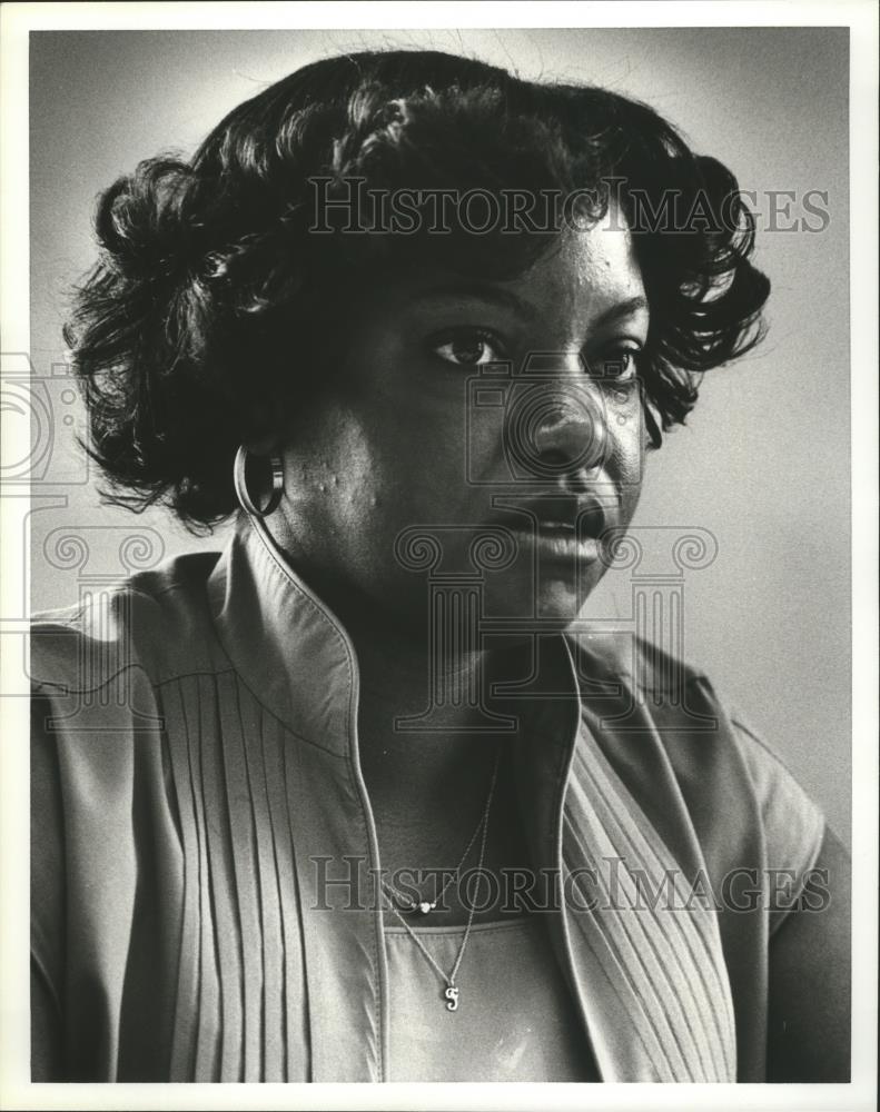 1981 Press Photo Faye Dixon, City of Birmingham Community Resource Coordinator - Historic Images