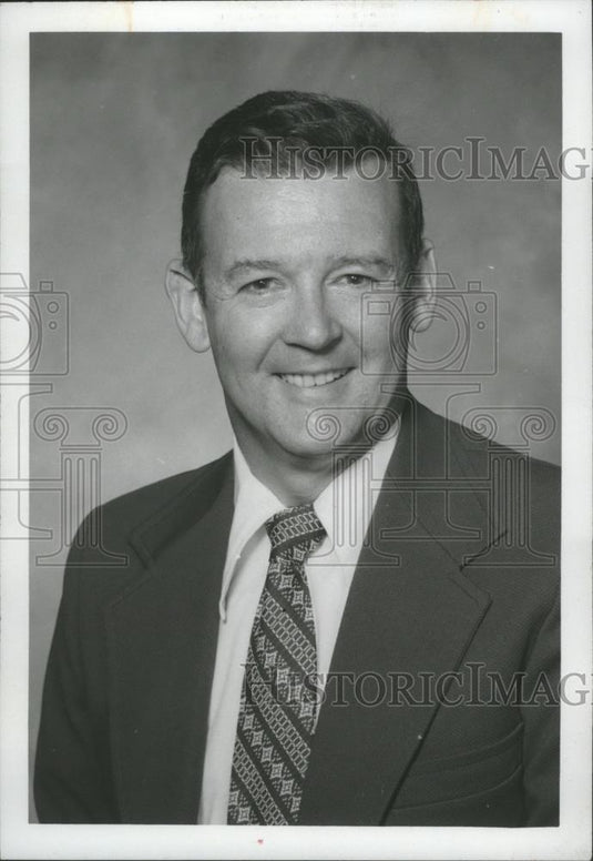 1981 Press Photo Physician Doctor Alan R. Dimick - abna28292 - Historic Images
