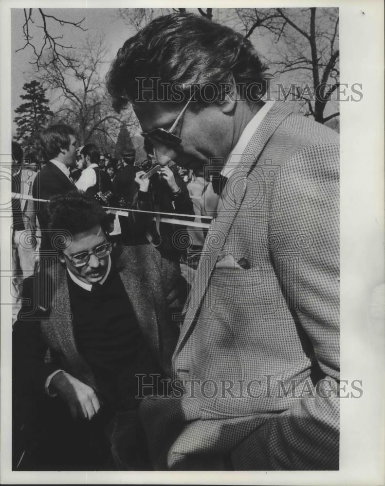 1983 Press Photo Actor And Former Football Quarterback Joe Namath At Gathering - Historic Images