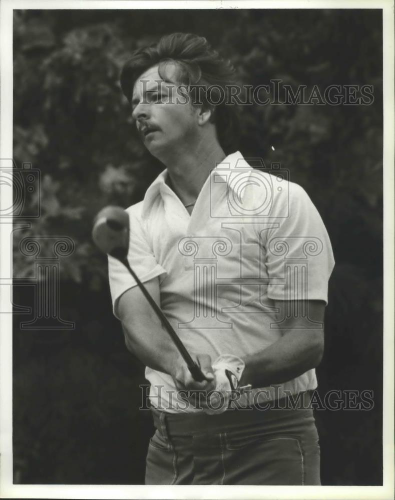 1980 Press Photo Birmingham, Alabama Professional Golfer Frank Shikle With Wood - Historic Images