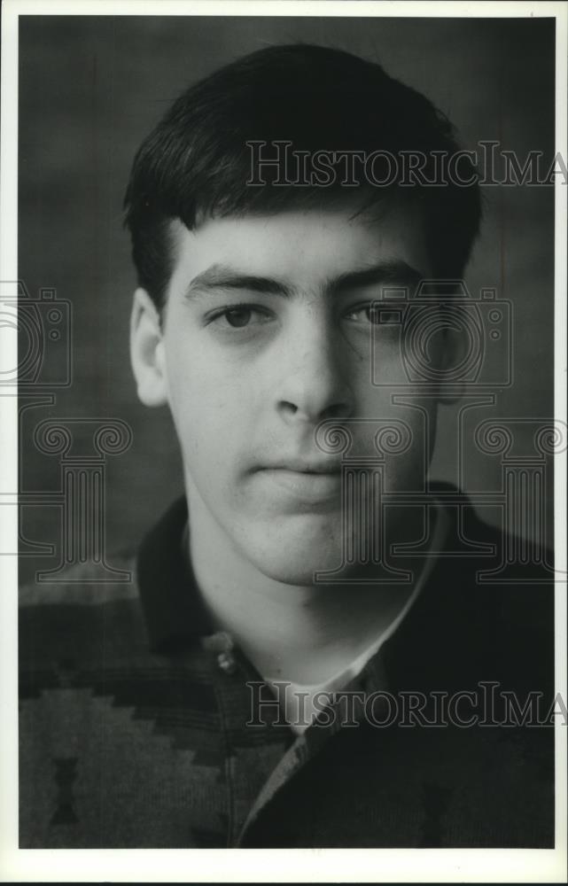 1994 Press Photo Matt Stover, kicker on Arrowhead High School football team - Historic Images