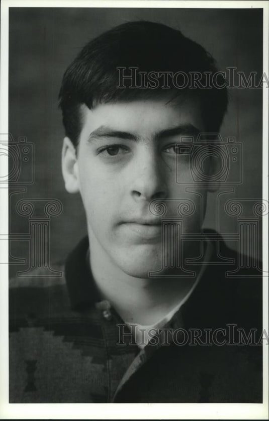 1994 Press Photo Matt Stover, kicker on Arrowhead High School football team - Historic Images