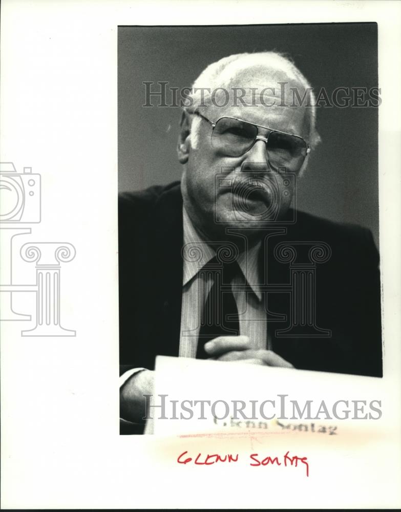 1990 Press Photo Wisconsin Candidate Glenn Sontag - mjc00355 - Historic Images