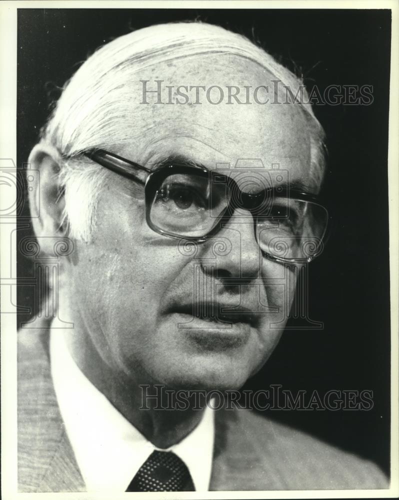 1982 Press Photo William Smith, appearing before Senate Judiciary, Washington. - Historic Images