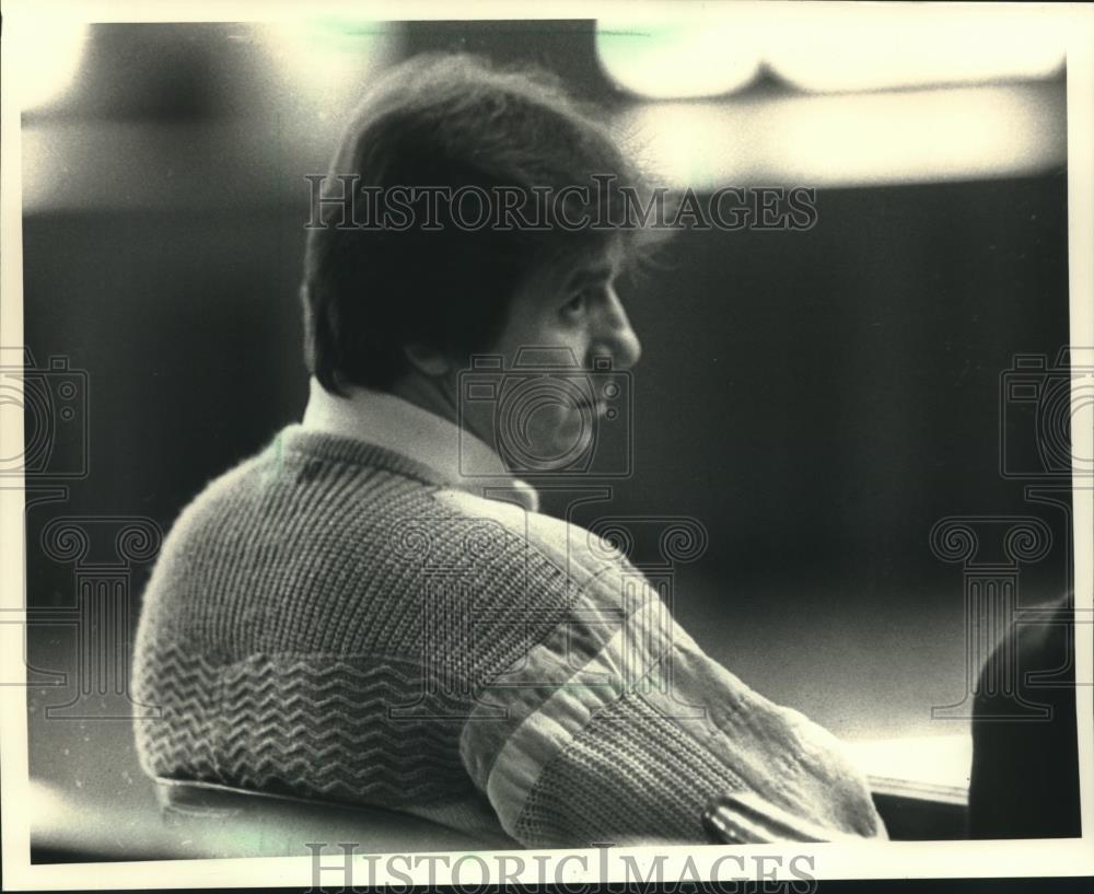 1988 Press Photo Thomas S. Spinnato at his trial in the slaying of Michael Kasar - Historic Images