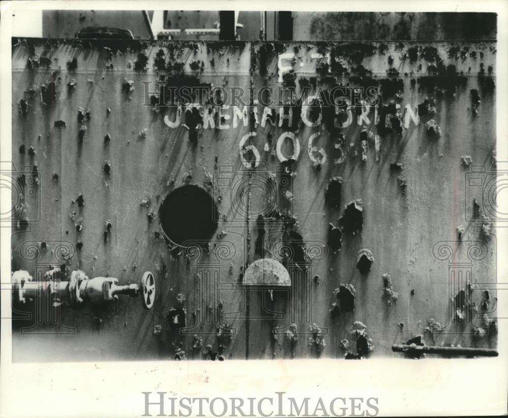 1978 Press Photo Peeling paint and rusted metal on the Jeremiah O&#39;Brien ship - Historic Images