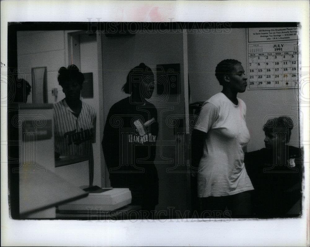 1997 Press Photo Judge Vesta Svenson&#39;s court hearing - DFPD70645 - Historic Images