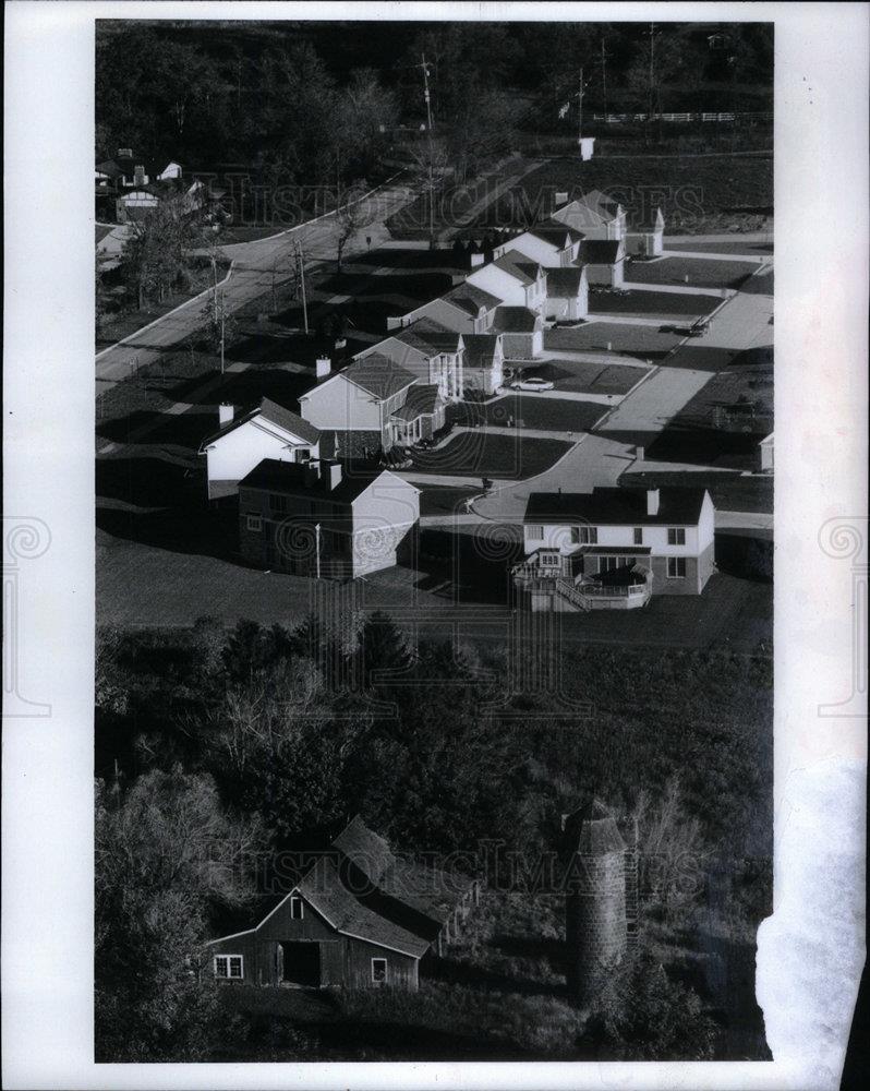 1990 Press Photo Michigan Real Estate Housing - DFPD65347 - Historic Images