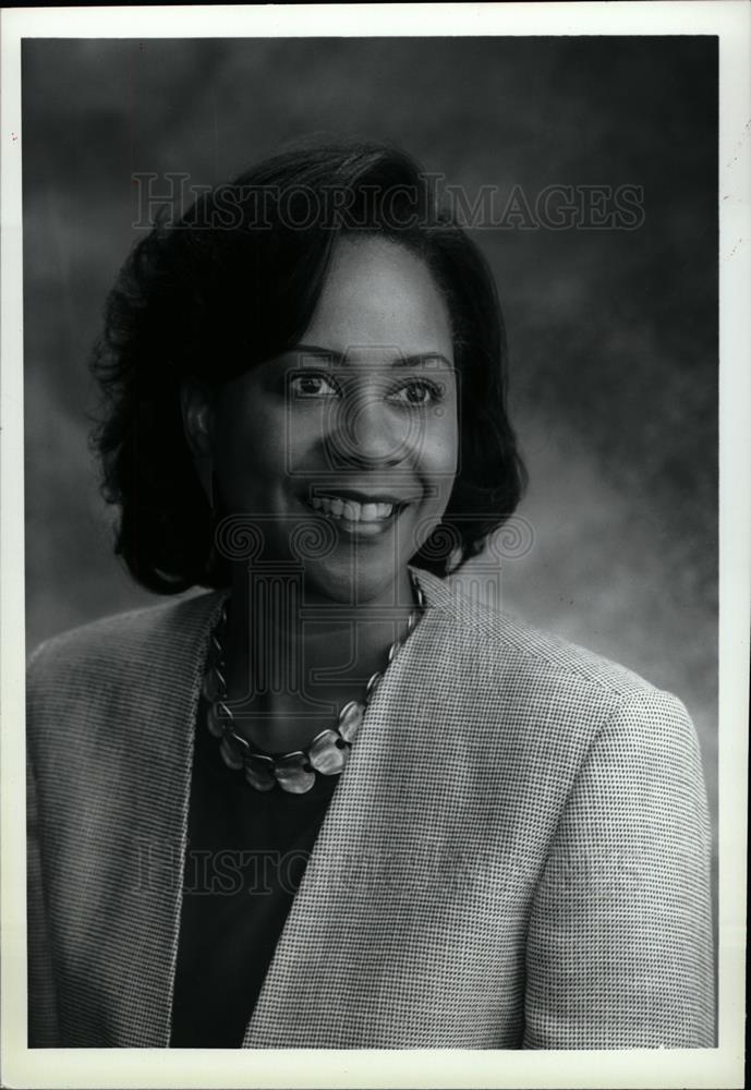 1993 Press Photo Cynthia Bates corporate sales director - dfpd33251 - Historic Images