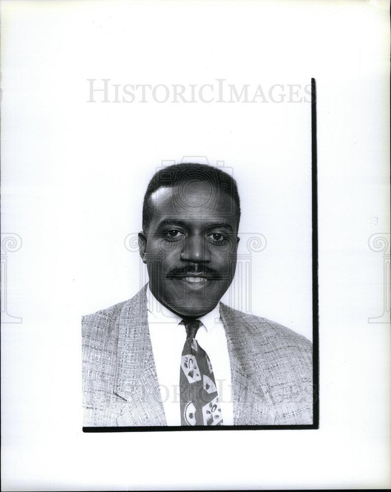 1992 Press Photo Anthony Neely Biz Business Writer - DFPD06811 - Historic Images