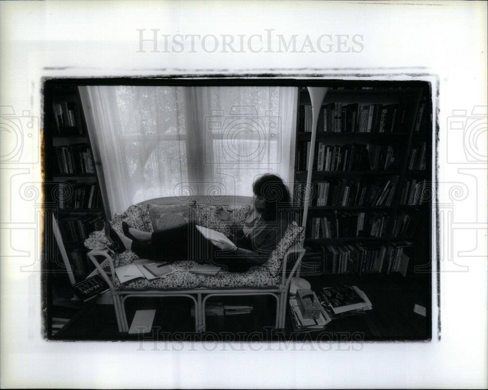 1991 Press Photo Alice Fulton Poet UM Instructor - DFPD51959 - Historic Images