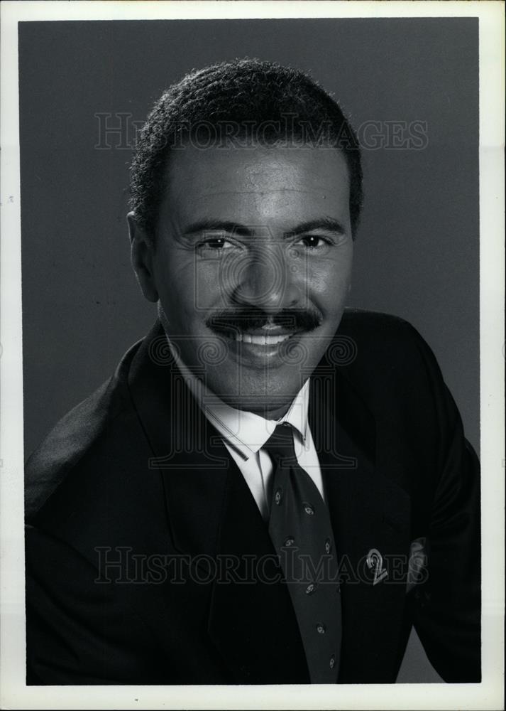 1993 Press Photo Huel Perkins Jazz WJBK-TV 2 - dfpd42229 - Historic Images