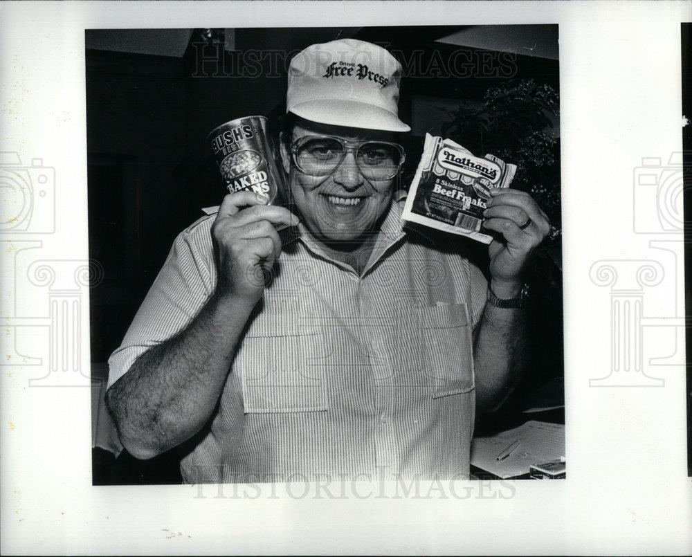 1993 Press Photo Bob Talbert Editor Columnist Newspaper - DFPD72921 - Historic Images