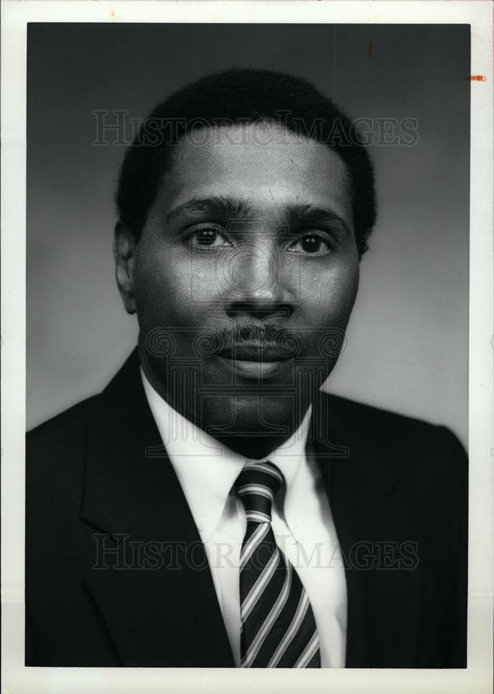 1992 Press Photo Clifford Cox Detroit Public Schools - dfpd39241 - Historic Images