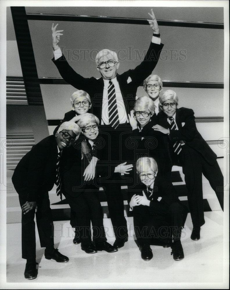 1992 Press Photo Phil Donahue media personality writer - DFPD01071 - Historic Images