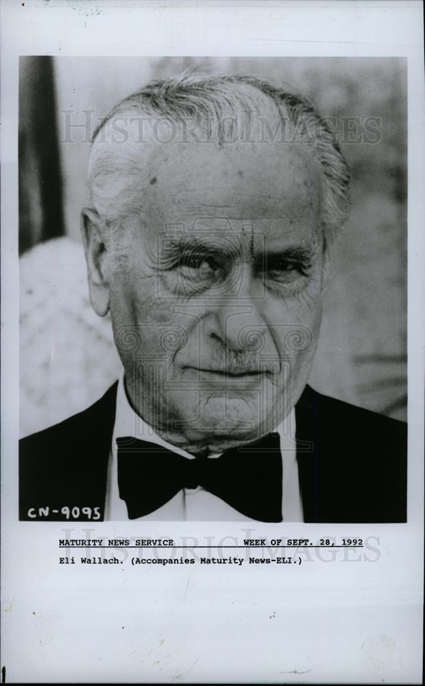 1992 Press Photo Eli Wallach American actor - dfpd40869 - Historic Images