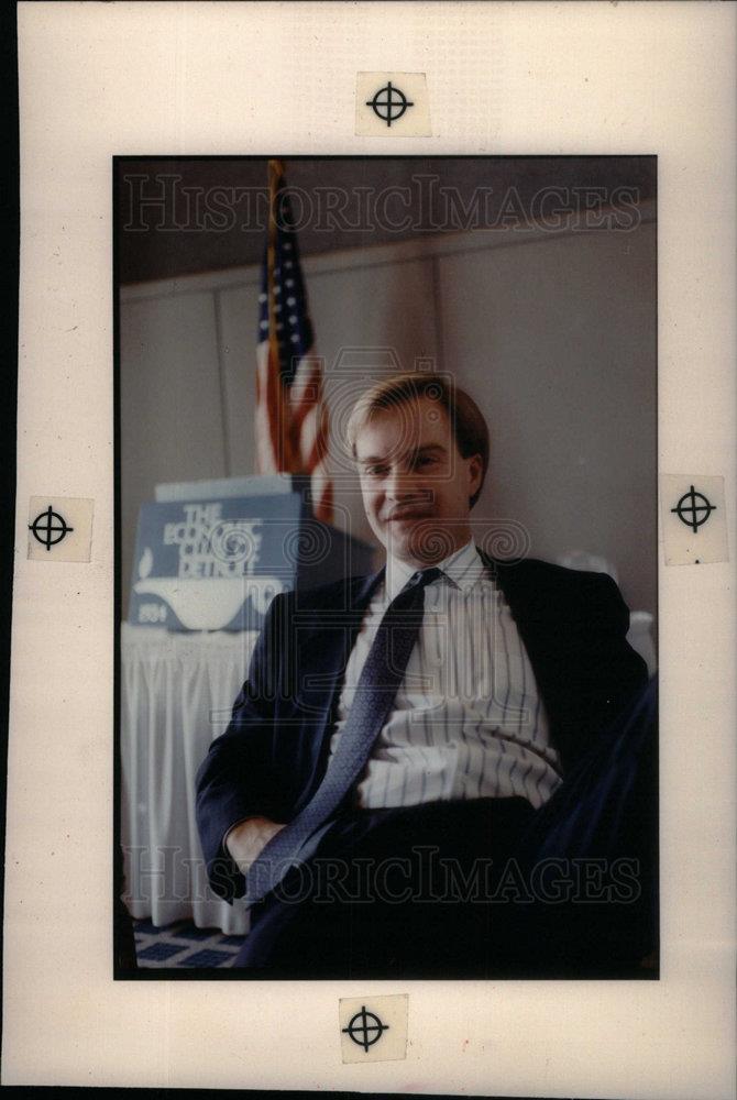 1990 Press Photo Politician, Bill Schuette - DFPD09497 - Historic Images