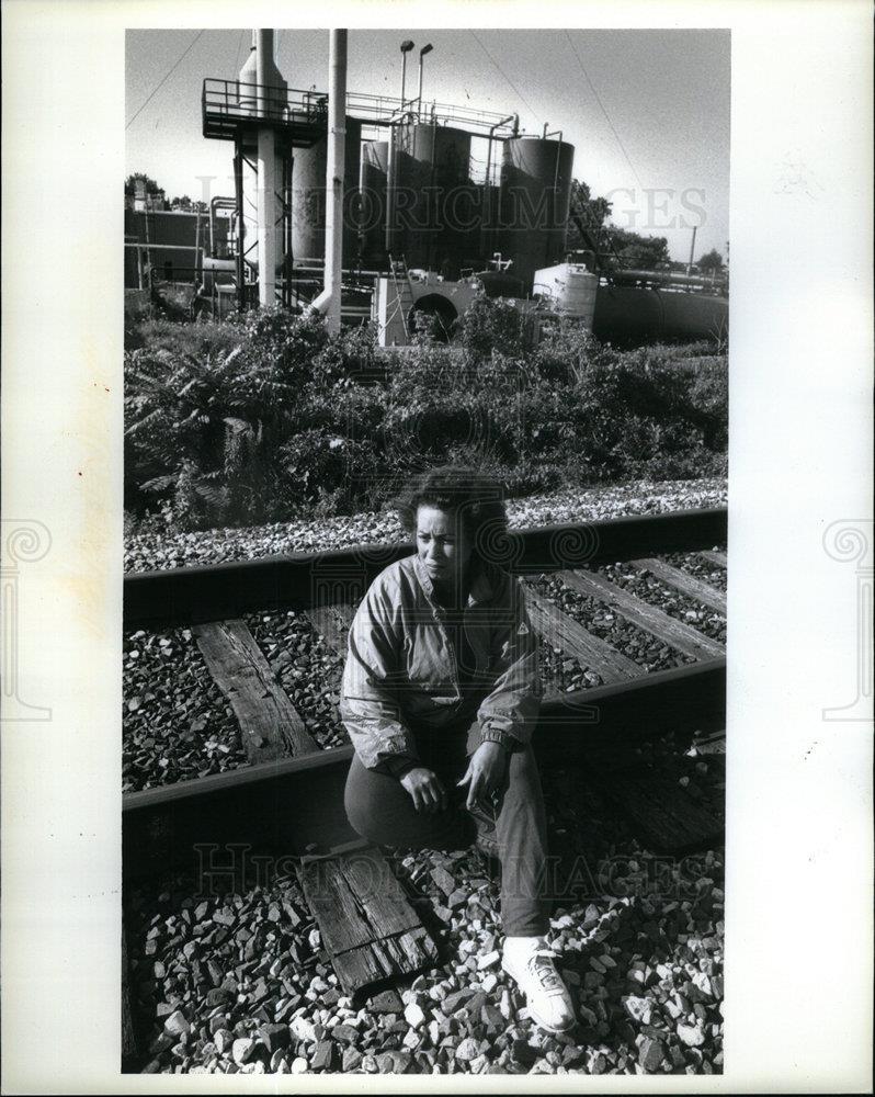 1992 Press Photo Reva Moore - DFPD07805 - Historic Images