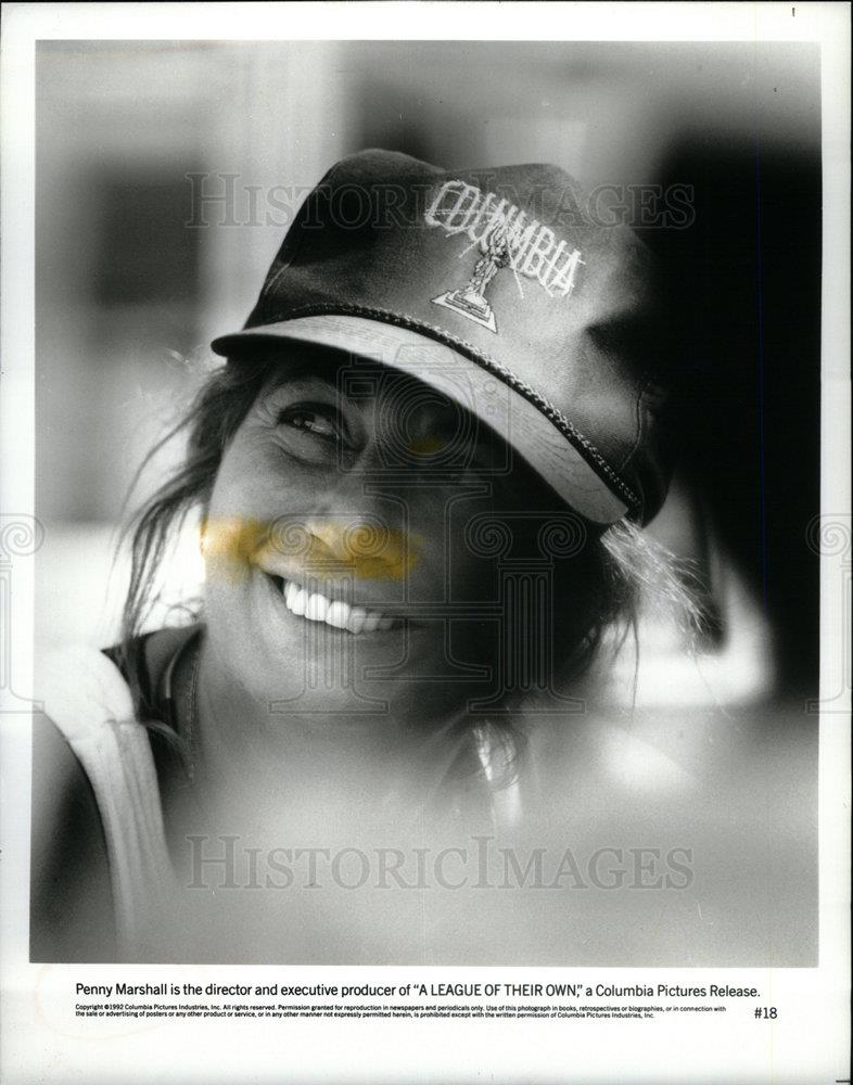 1993 Press Photo Penny Marshall American actress, - DFPD16103 - Historic Images