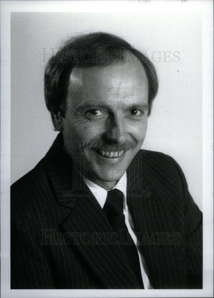 1990 Press Photo F Michael Koch GM Parts Account VP - DFPD00209 - Historic Images