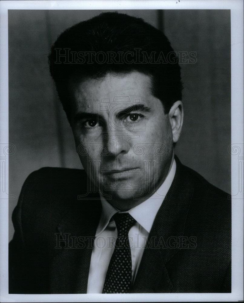 1990 Press Photo john walsh americas most wanted - DFPD21355 - Historic Images