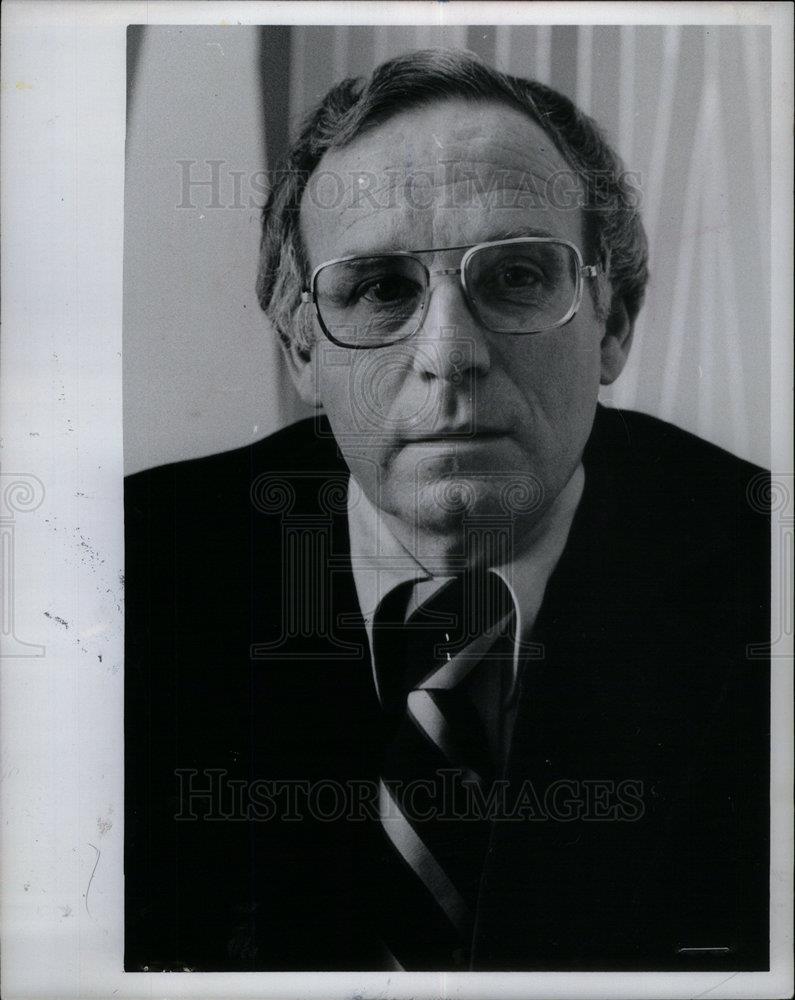 1991 Press Photo Ray Scott Director Michigan CouncilArt - DFPD59235 - Historic Images