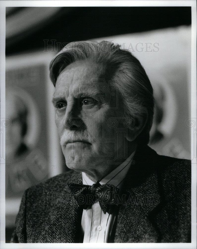 1992 Press Photo Kirk Douglas Actor Producer Director - DFPD01475 - Historic Images