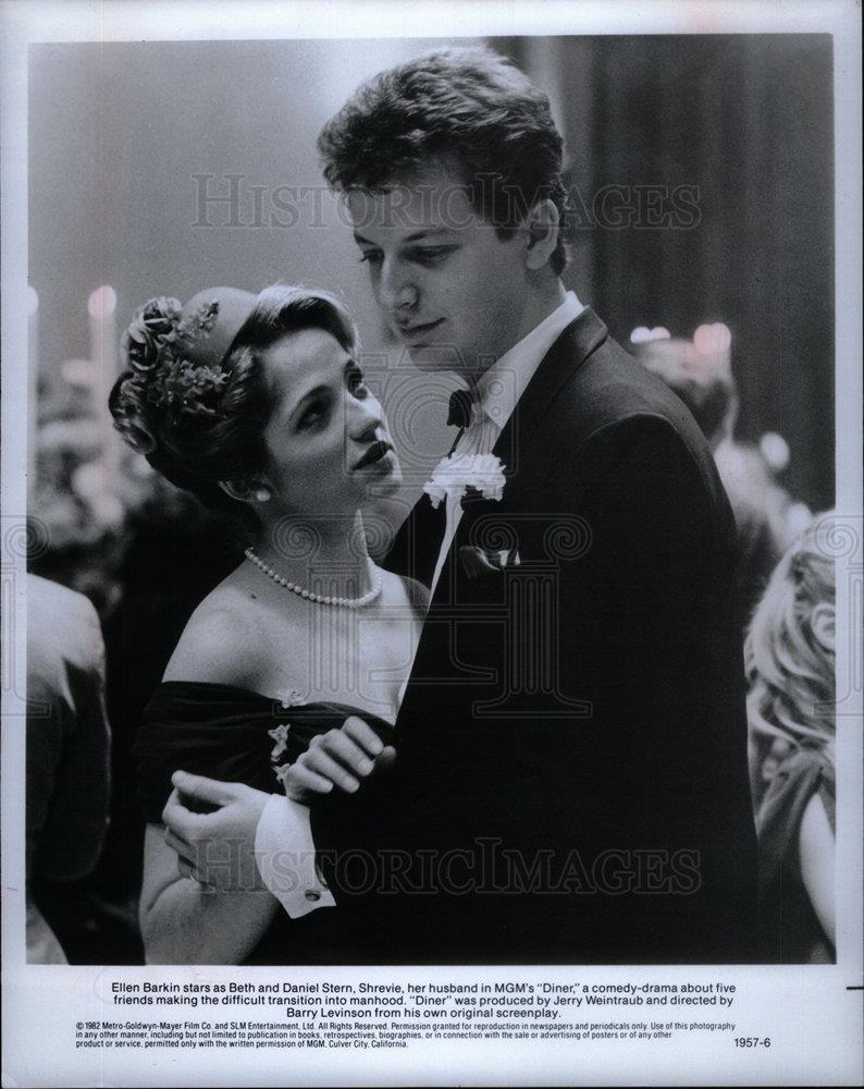 1992 Press Photo Ellen Barkin Beth and Daniel Stern Sh - DFPD19203 - Historic Images