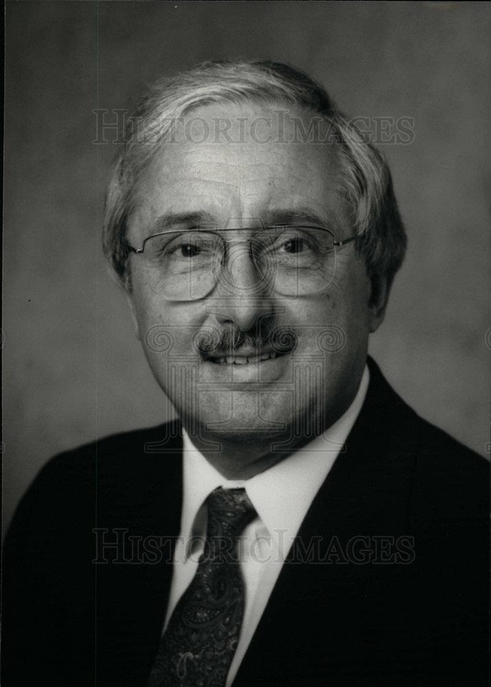 1992 Press Photo Thomas C Payne President MI State - dfpd32219 - Historic Images