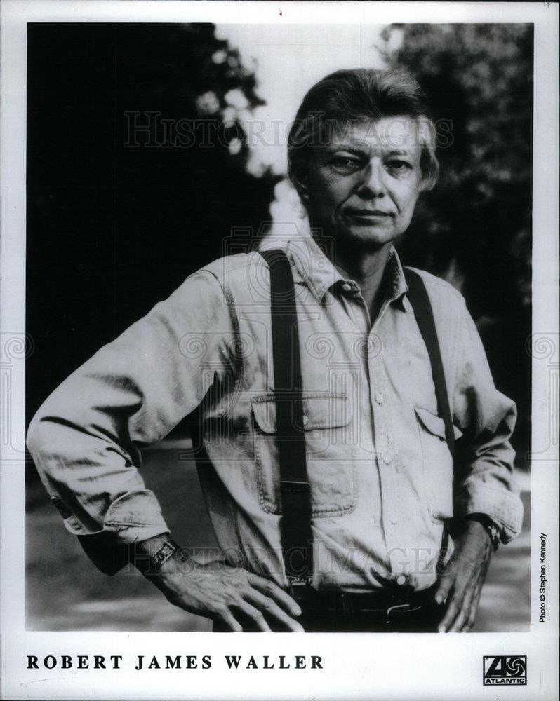 1993 Press Photo Robert James Waller Musician - DFPD21383 - Historic Images
