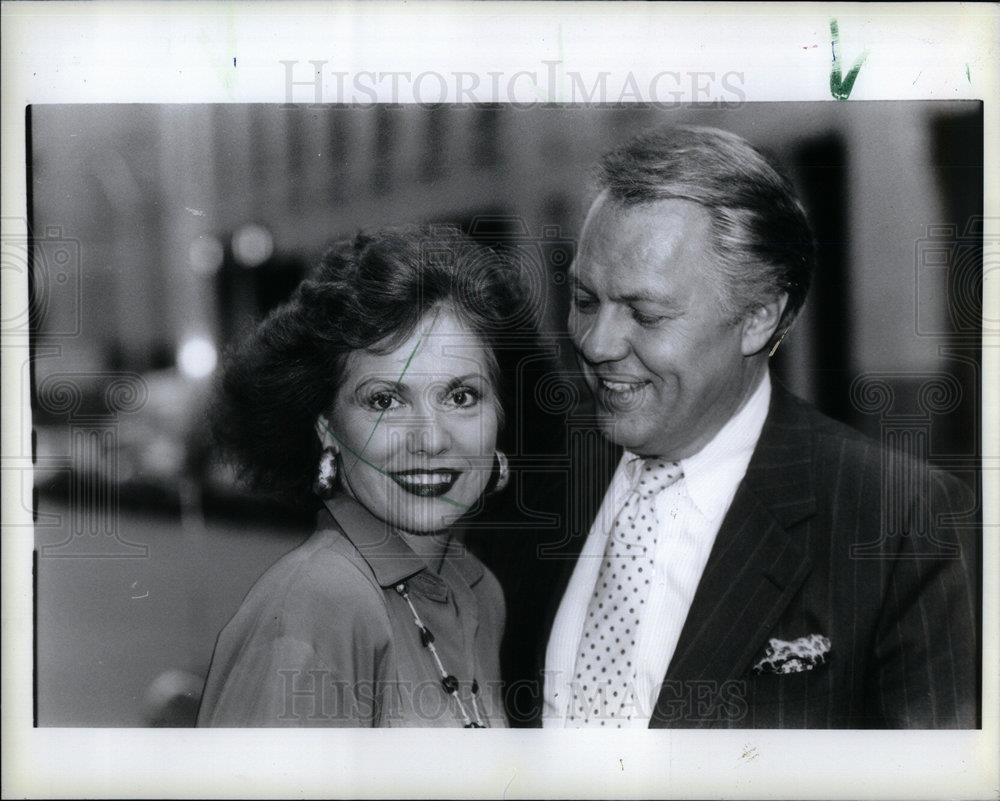 1990 Press Photo Mort Crim author - DFPD72441 - Historic Images