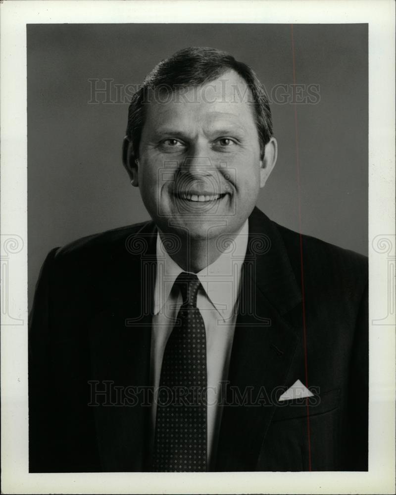 1992 Press Photo Eugene A Miller Comerica Bank CEO - dfpd34455 - Historic Images