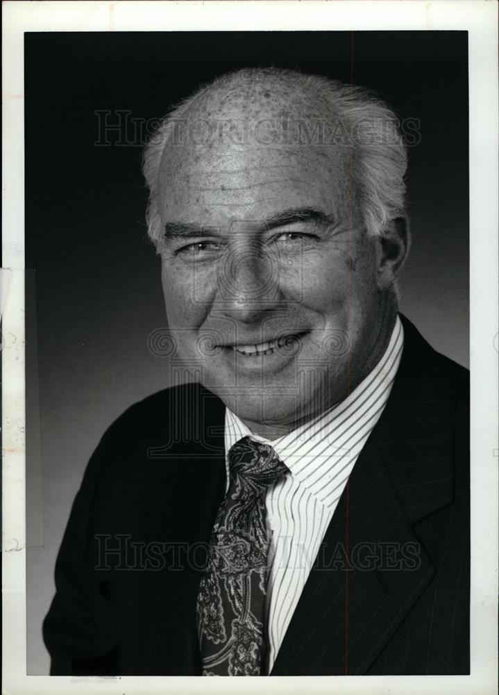 1992 Press Photo C. Michael Armstrong - dfpd26217 - Historic Images