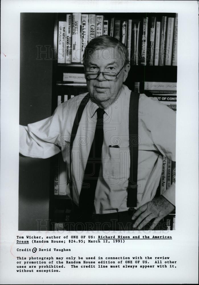 1991 Press Photo Tom Wicker, author - dfpd35765 - Historic Images