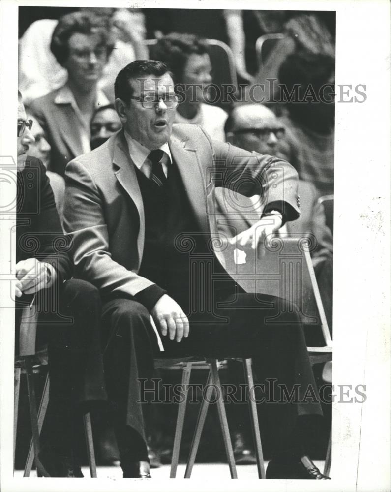 1984 Press Photo Stan Gooch Basketball Coach - RRQ18631 - Historic Images