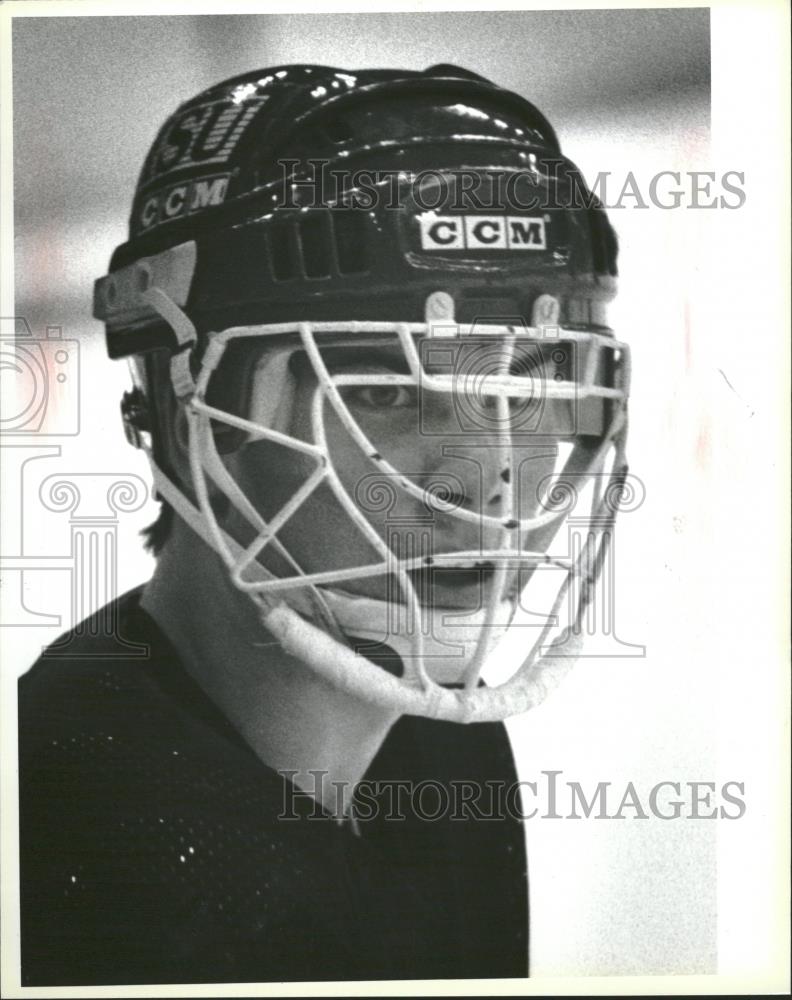 1985 Press Photo Red Wings Craig Simpson Draft - RRQ19447 - Historic Images