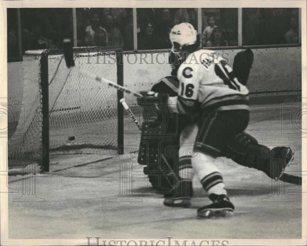 1981 Press Photo Rockie&#39;s Malinowski Canuck&#39;s Brodeur - RRQ20487 - Historic Images