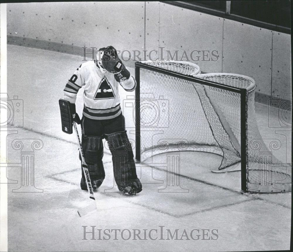 1981 Press Photo Rockies Goalie Myre Shows Frustration - RRQ20493 - Historic Images