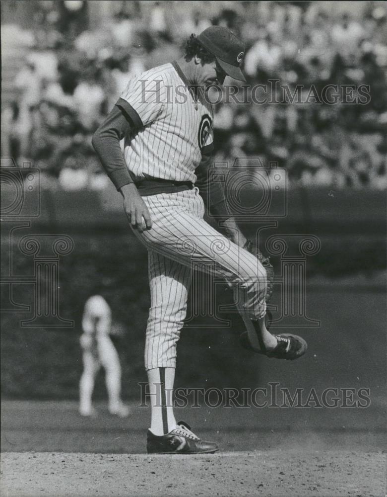 1982 Press Photo Bill Campbell Pitcher Chicago Cubs - RRQ21759 - Historic Images