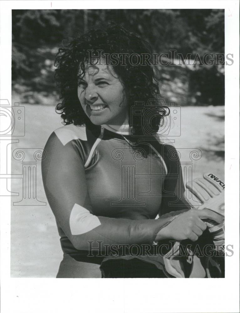 1990 Press Photo Luanne Burke Skier - RRQ21943 - Historic Images