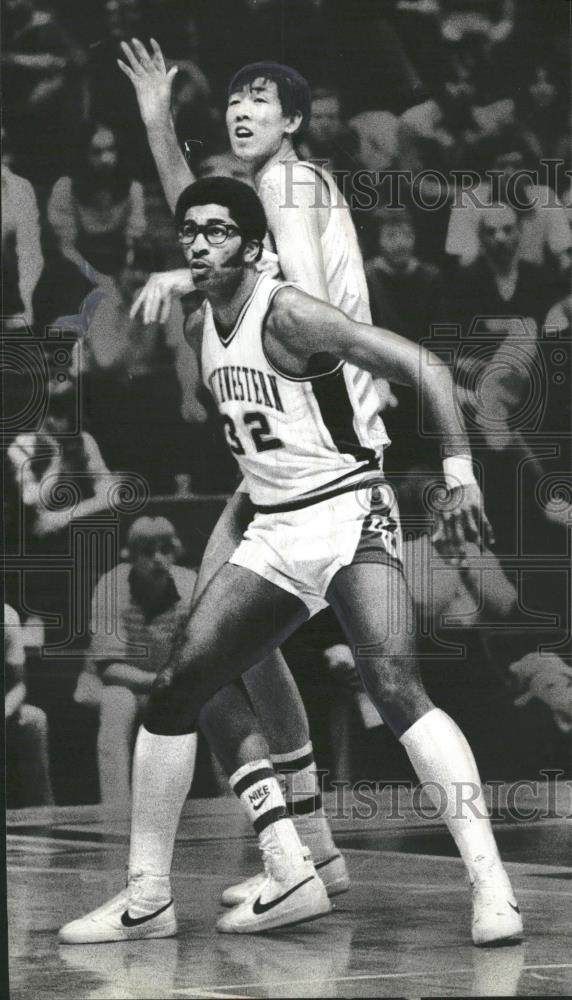 1983 Press Photo Northwestern Bob Grady In The Post - RRQ22057 - Historic Images