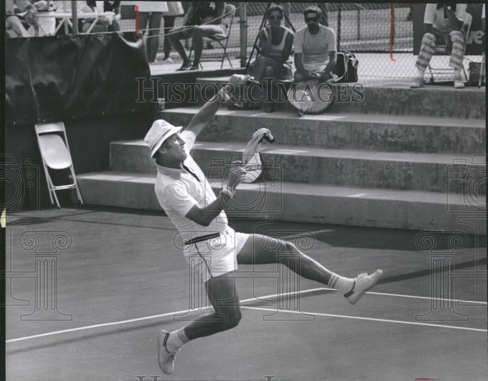 1980 Press Photo Neale Fraser Professional Tennis - RRQ22443 - Historic Images