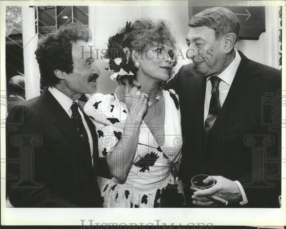 1983 Press Photo Beverly Howard gossip dinner Eddie Ein - RRQ23101 - Historic Images